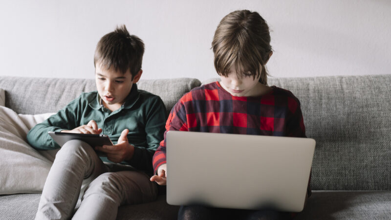 How to Reduce Children’s Screen Time to Promote Healthy Lifestyle